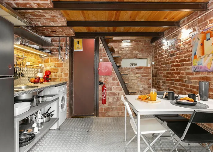 Apartament Brick House *